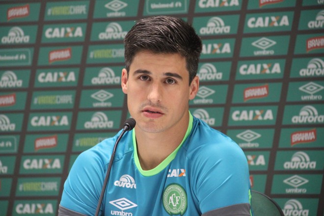Filipe Machado: o zagueiro de 32 anos era natural de Gravataí (RS). Teve passagens pelo Internacional, onde foi revelado. Jogou em clubes como Fluminense e times da Itália e a Espanha. Chegou a Chapecoense em 2016. – Foto: Reprodução/Chapecoense