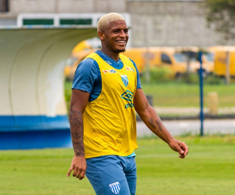 Recuperado, Jonathan quer colocar Ava&iacute; pr&oacute;ximo do G4 – Foto: Andr&eacute; Palma Ribeiro/Ava&iacute;/ND