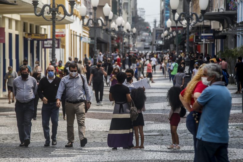 População catarinense ainda deve estar atenta aos casos positivos de Covid-19, mantendo as medidas de segurança sanitária em ordem – Foto: Anderson Coelho/Arquivo/ND