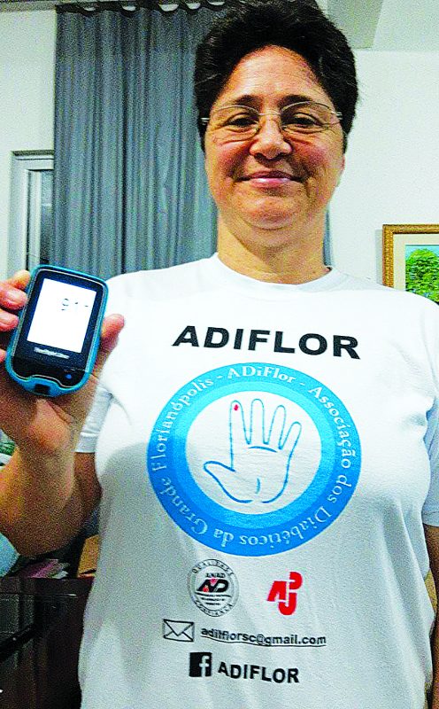 Patr&iacute;cia Laureano diretora-presidente da Adiflor (Associa&ccedil;&atilde;o de Diab&eacute;ticos da Grande Florian&oacute;polis), que aos 13 anos de idade foi diagnosticada com diabetes tipo 1 – Foto: Divulga&ccedil;&atilde;o/ND