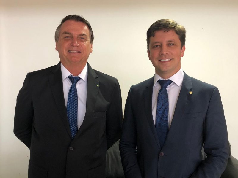 Prefeito de Balneário Camboriú apresenta projeto a Bolsonaro – Foto: Reprodução Instagram