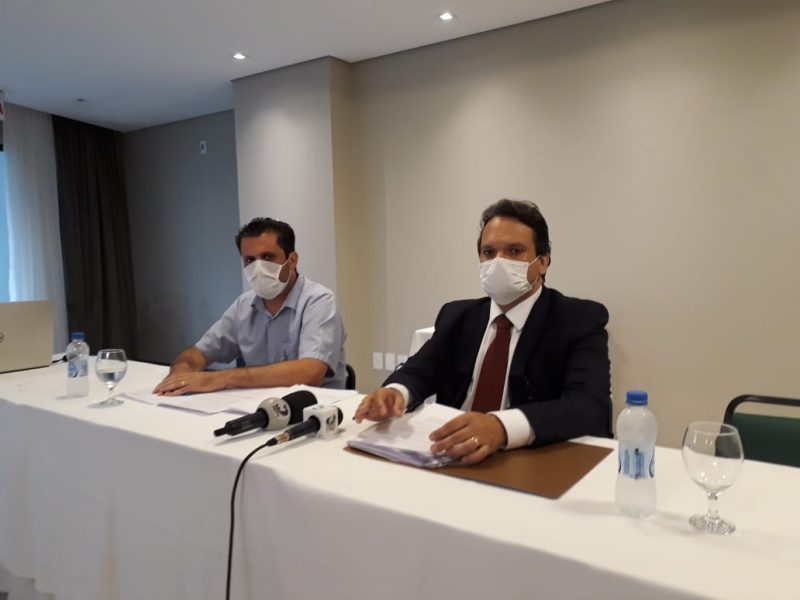 Campanha de candidato a prefeito de Itaja&iacute; fala sobre poss&iacute;vel altera&ccedil;&atilde;o no laudo de &aacute;gua. Foto: Paulo Metling/NDTV