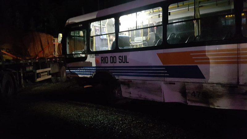 Acidente com &ocirc;nibus ocorreu na BR-470 em Rio do Sul – Foto: Divulga&ccedil;&atilde;o/ND
