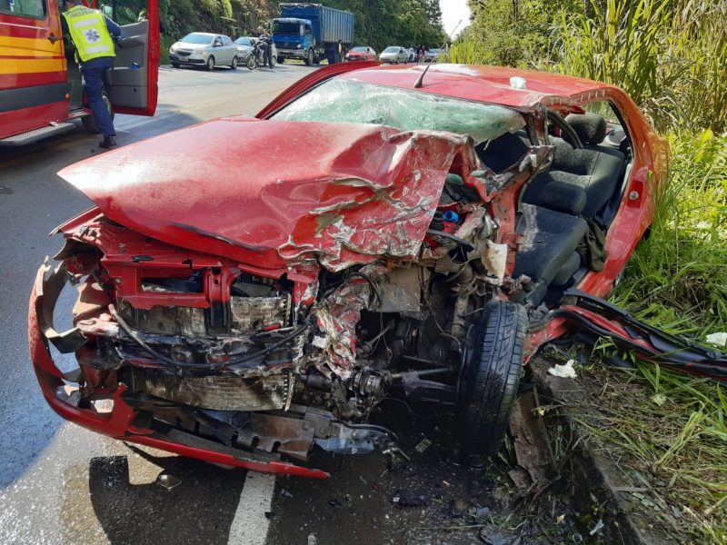 O acidente ocorreu neste s&aacute;bado, no inicio da manh&atilde; – Foto: Corpo de Bombeiros/Reprodu&ccedil;&atilde;o