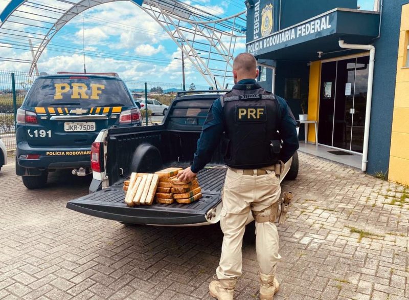 Cerca de R$ 1 milh&atilde;o em drogas foram apreendidos em Navegantes pela PRF – Foto: Pol&iacute;cia Rodovi&aacute;ria Federal