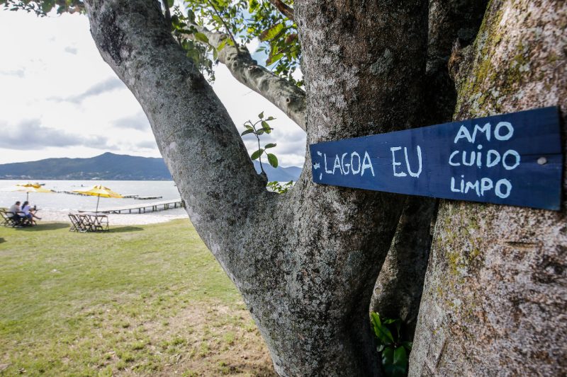 De acordo com o secretário municipal de Infraestrutura Valter Gallina, as obras tiveram início no dia 26 de outubro e seguem de maneira ininterrupta até 20 de dezembro. Após essa data haverá uma parada, tendo o retorno no início de janeiro. Conforme a prefeitura, a previsão de término é para março. – Foto: Anderson Coelho/ND