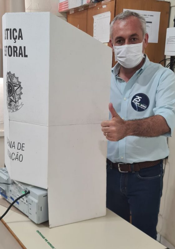 Candidato votou na manh&atilde; deste domingo no Centro de Blumenau – Foto: Assessoria de Imprensa/Divulga&ccedil;&atilde;o