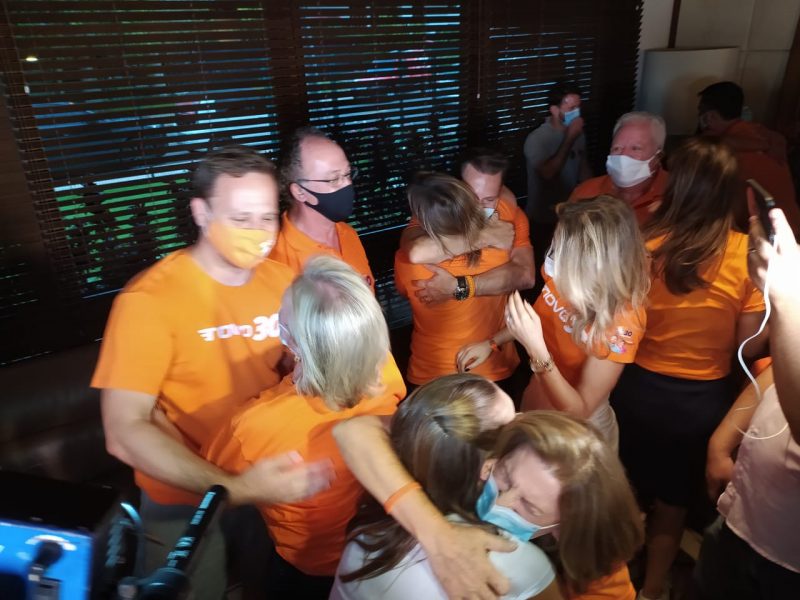 Tens&atilde;o deu lugar &agrave; alegria e &agrave; emo&ccedil;&atilde;o na casa de Adriano Silva – Foto: Juliane Guerreiro/ND