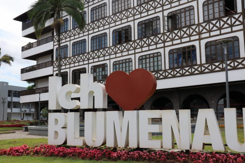 A programação do aniversário de Blumenau é recheada de atrações e conta até com uma quebra de recorde nacional 