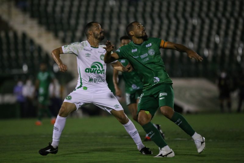 Chapecoense Oscila De Novo, Perde Para O Guarani, Mas Segue Líder Da ...