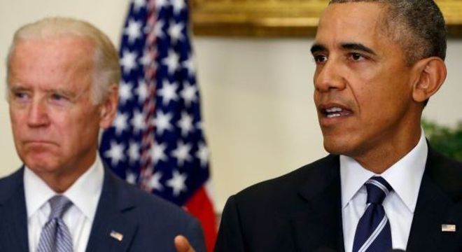 Joe Biden ao lado do ex-presidente Barack Obama, na época em que era vice. – Foto: Jonathan Ernst/Reuters