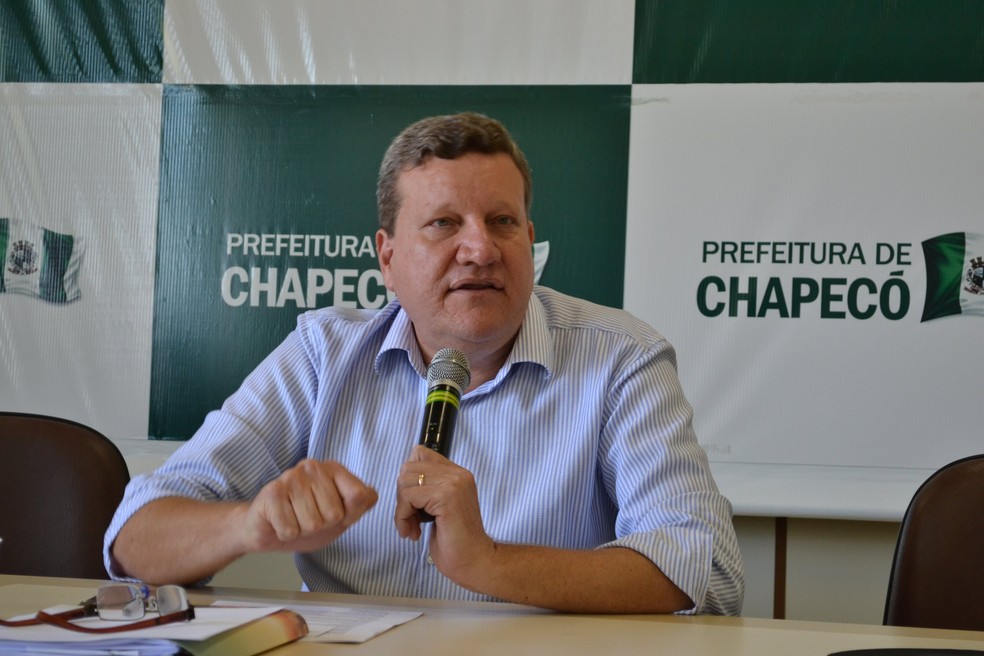 O prefeito de Chapecó, Luciano Buligon, decretou luto nesta quinta-feira (31). Em nota, informou que
