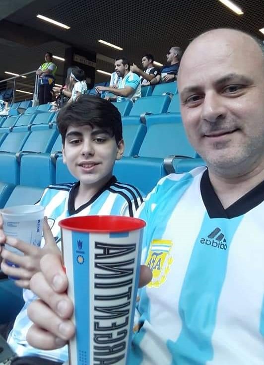 Fabian Randisi com o filho Tomas na Copa Améric