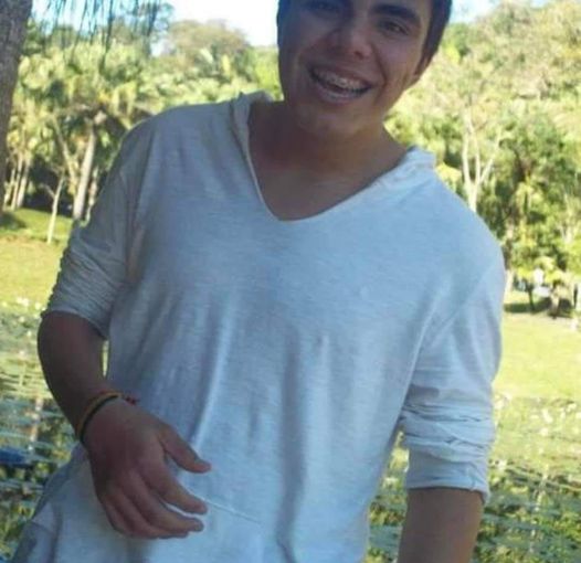 Kahoe Isidoro da Silva tinha 23 anos e morreu tr&ecirc;s dias ap&oacute;s um acidente em Jaragu&aacute; do Sul – Foto: Redes Sociais/Divulga&ccedil;&atilde;o