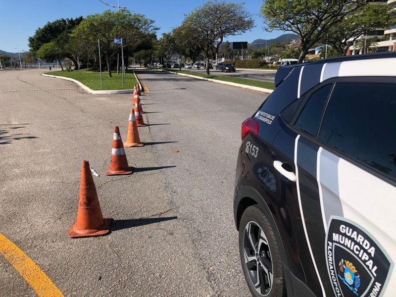 Bolsão de estacionamento da Avenida Beira-Mar Norte