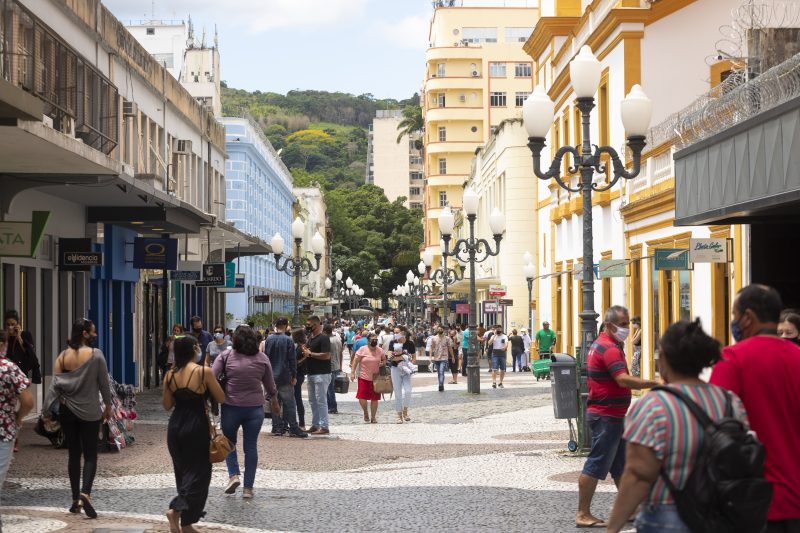 Comércio de rua, em Florianópolis &#8211; Foto: Marcos Campos