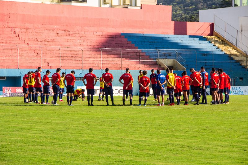 Surto: jogadores e comissão técnica do Marcílio Dias estão infectados – Foto: Bruno Golembiewski/CNMD
