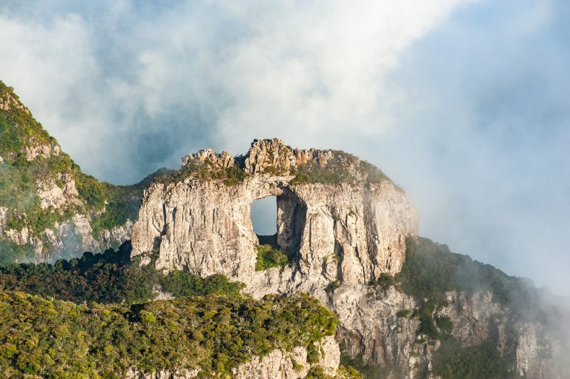 Pedra Furada, em Urubici – Foto: iStock/Divulgação