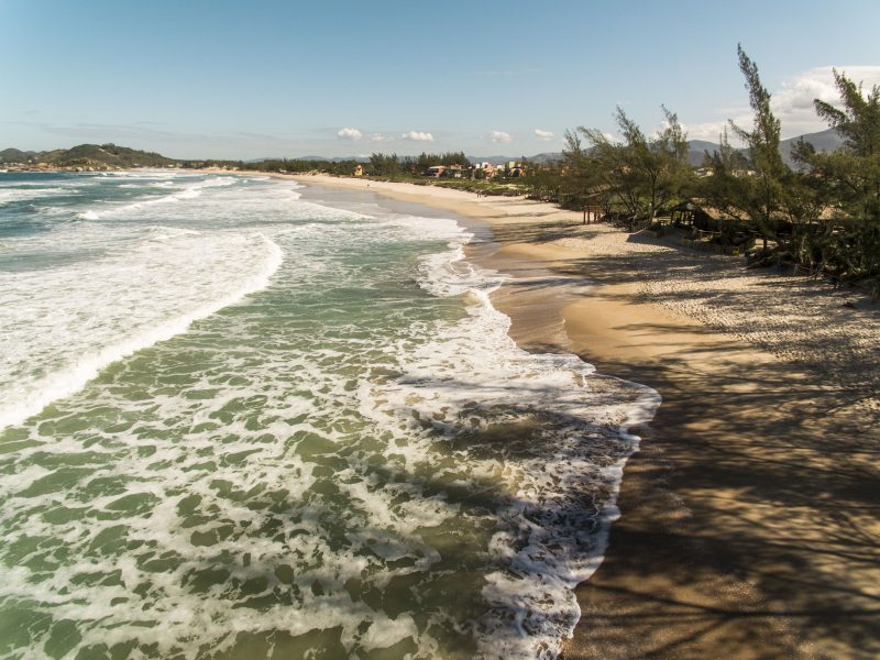 Praia da Ferrugem, em Garopaba, local em que o trio de argentinos matou o jovem