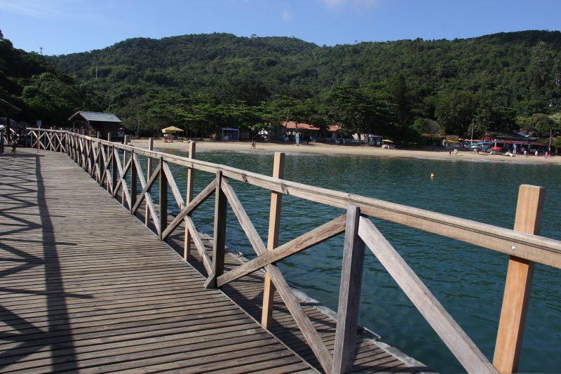 Praia de Laranjeiras – Foto: Celso Peixoto | Prefeitura Municipal de Balne&aacute;rio Cambori&uacute;/Divulga&ccedil;&atilde;o