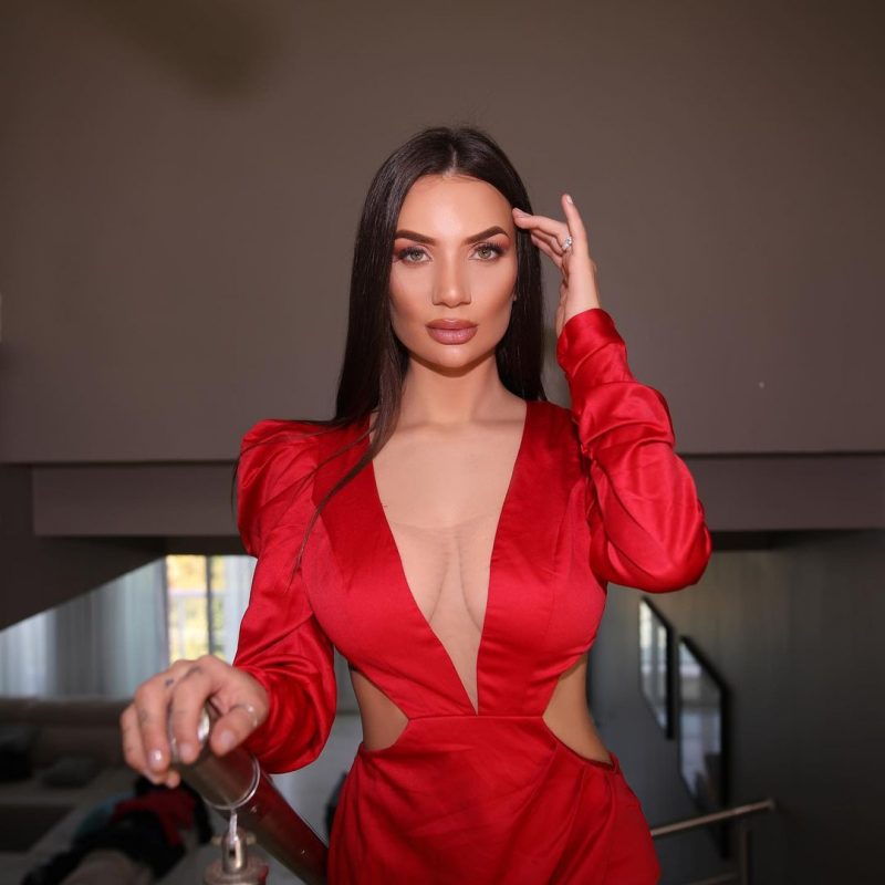 Stéfani veio visitar a família em Balneário Camboriú – Foto: Reprodução Instagram/ND