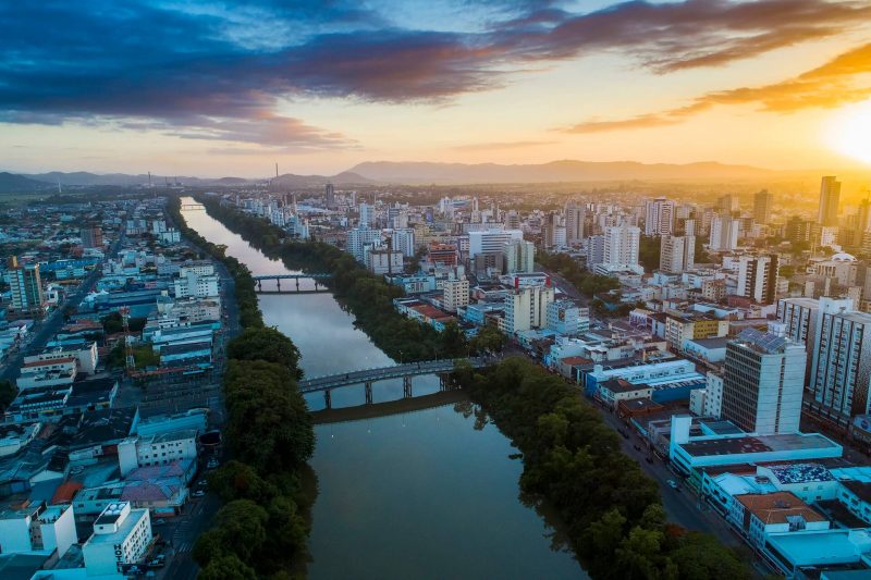 Tubarão celebra aniversário na segunda-feira (27)