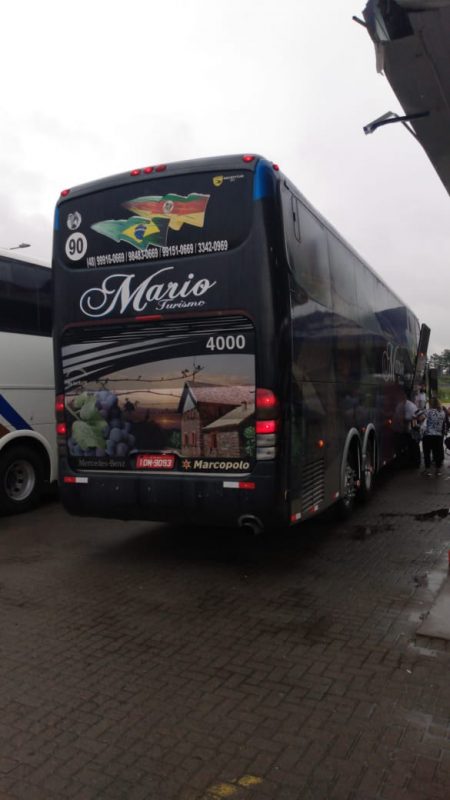 &Ocirc;nibus de Palho&ccedil;a foi assaltado a caminho de S&atilde;o Paulo – Foto: Pol&iacute;cia Militar/Divulga&ccedil;&atilde;o