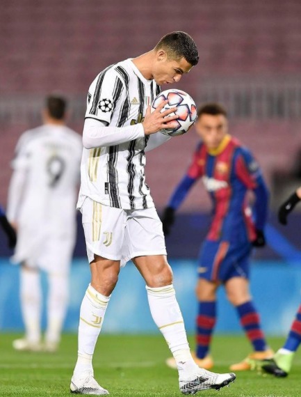 Cristiano Ronaldo deve cumprir contrato com a Juventus (Foto: Reprodução/Instagram/ND)