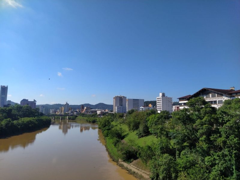 Calor predomina nesta segunda e h&aacute; risco de trovoadas em Blumenau – Foto: Wilson Roberto Gutz/Arquivo pessoal