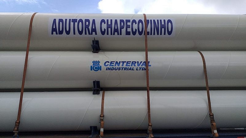 Duas carretas com o material chegaram nesta manhã em Chapecó – Foto: Jair Correia/NDTV/Divulgação ND