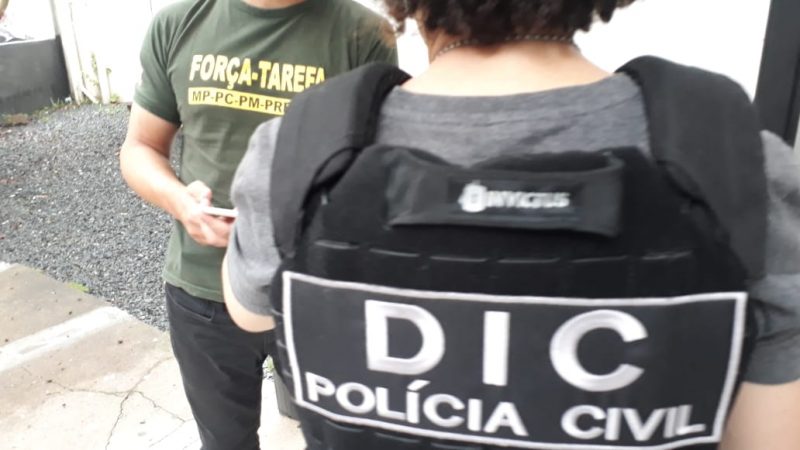 Dois m&eacute;dicos foram presos em flagrante durante a a&ccedil;&atilde;o – Foto: Pol&iacute;cia Civil/Divulga&ccedil;&atilde;o