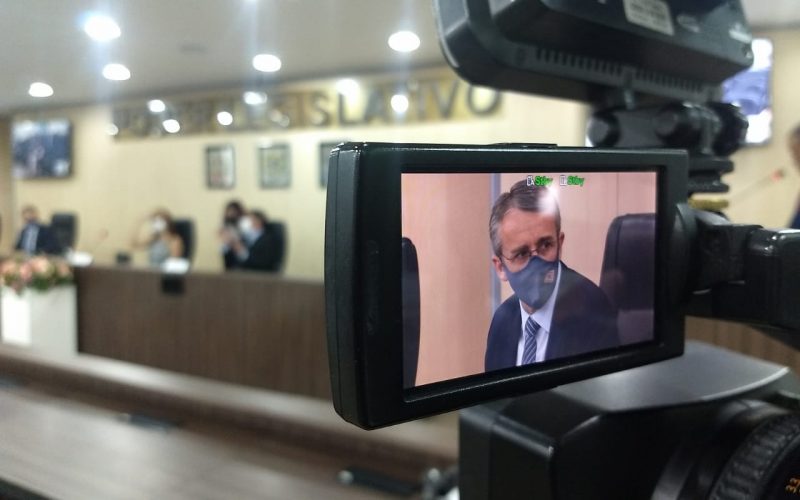 Prefeito M&aacute;rio Hildebrandt durante cerim&ocirc;nia de diploma&ccedil;&atilde;o – Foto: Jo&atilde;o Victor G&oacute;es/Arquivo/ND