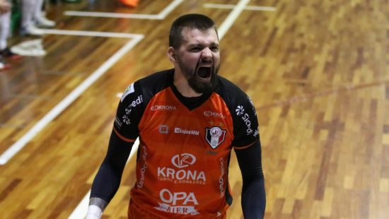 Amandinha é eleita a melhor do mundo no futsal pela 8ª vez; Ferrão leva o  tri entre os homens, futsal