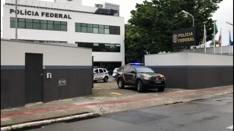 Opera&ccedil;&atilde;o investiga obstru&ccedil;&atilde;o da justi&ccedil;a por parte de policiais militares em favor de organiza&ccedil;&atilde;o criminosa – Foto: PF/Divulga&ccedil;&atilde;o