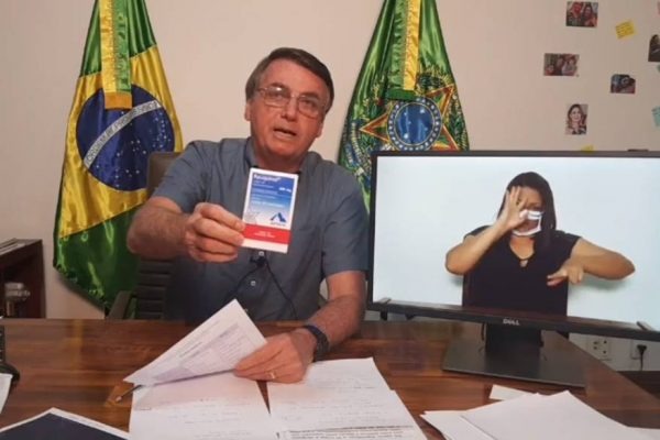 bolsonaro fala sobre cloroquina contra coronavírus