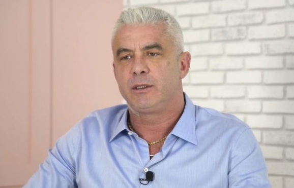 Empres&aacute;rio Alexandre Correa usou as rede socais para divulgar detalhes sobre o tratamento contra o c&acirc;ncer – Foto: Reprodu&ccedil;&atilde;o/Youtube