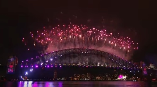 Austr&aacute;lia registrou a chegada de 2021 com festa e fogos – Foto: Reprodu&ccedil;&atilde;o/Youtube