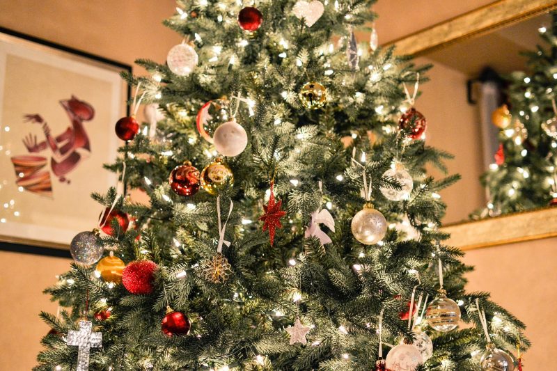Árvore de Natal enfeitada – Foto: Pixabay/ND