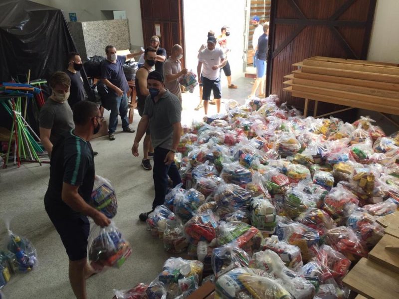 30 toneladas de produtos foram arrecadados em Jaragu&aacute; do Sul – Foto: Divulga&ccedil;&atilde;o/ND