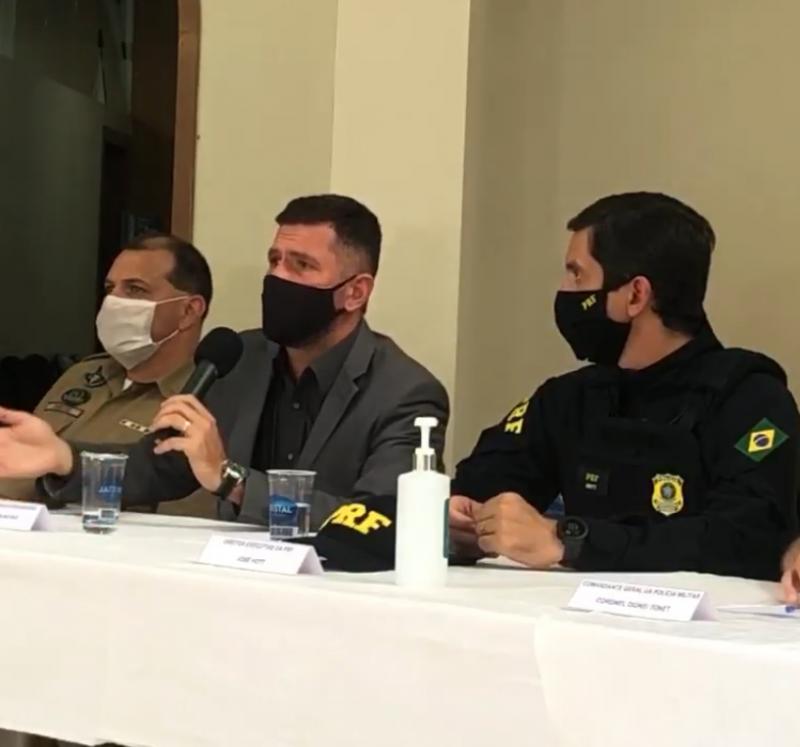 Delegado Anselmo Cruz afirma que h&aacute; suspeita de que autores do crime utilizaram im&oacute;vel em Crici&uacute;ma para arquitetar a&ccedil;&atilde;o – Foto: SSP/Divulga&ccedil;&atilde;o/ND