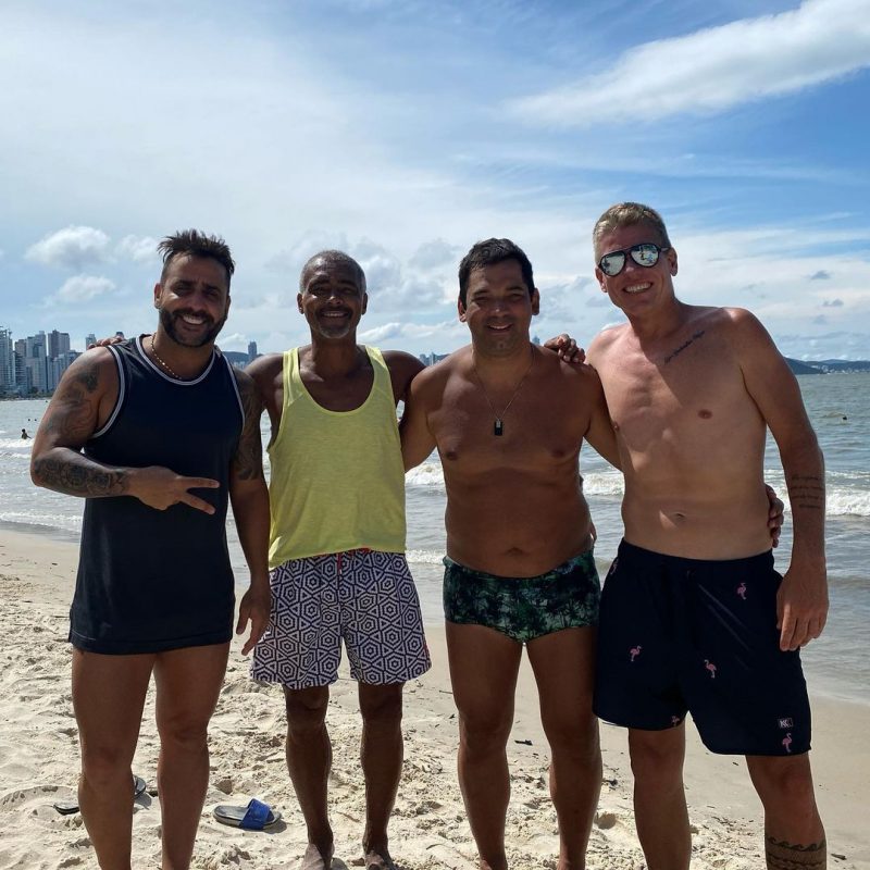Senador e ex jogador Rom&aacute;rio Faria est&aacute; aproveitando as f&eacute;rias em Balne&aacute;rio Cambori&uacute; – Foto: Reprodu&ccedil;&atilde;o Instagram/ND