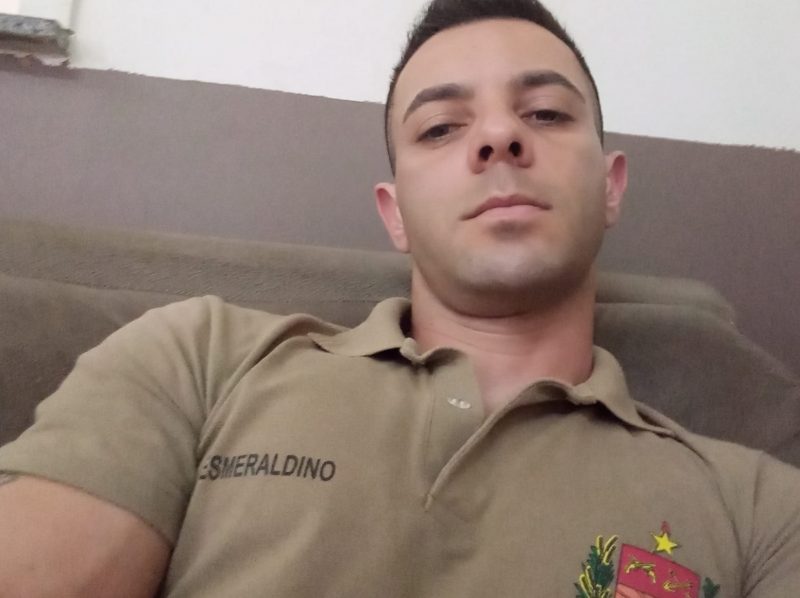 O policial Jeferson Luiz Esmeraldino foi baleado durante assalto a banco em Criciúma – Foto: Reprodução/Redes Sociais