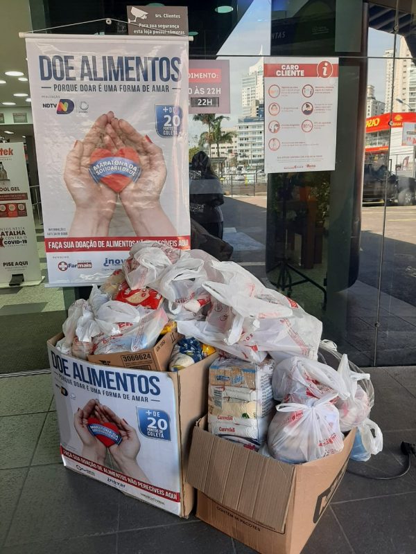 Maratona da Solidariedade arrecadou mais de 8,5 toneladas de alimentos em Itaja&iacute; e regi&atilde;o. – Foto: Aline Suzan Correa/ND