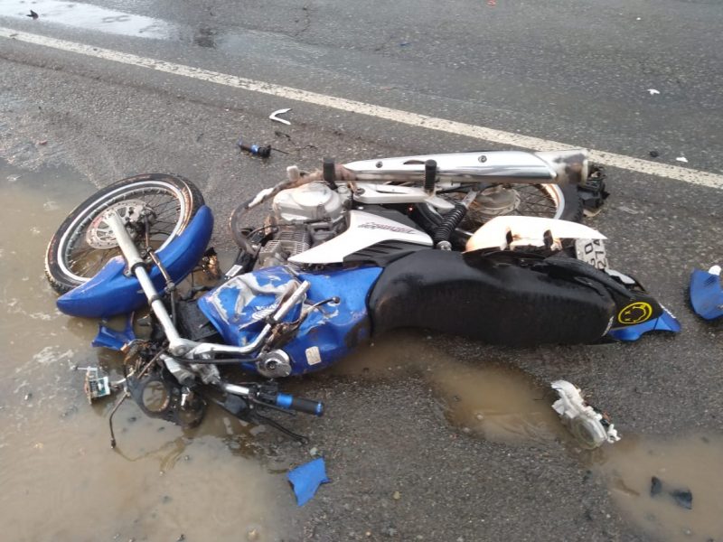 Motociclista morreu ap&oacute;s realizar ultrapassagem na SC-108 – Foto: PMRv/Divulga&ccedil;&atilde;o/ND