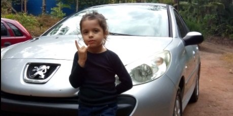 Amanda Gabrieli Crespim foi levada de casa, em Jaragu&aacute; do Sul, no dia que completa seis anos de idade – Foto: Arquivo Pessoal/Divulga&ccedil;&atilde;o