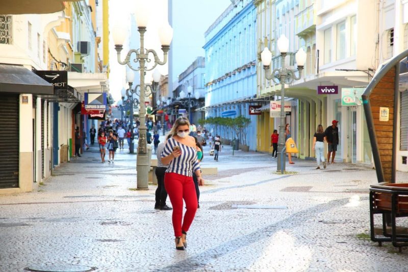 Em maio, o uso de m&aacute;scara passou na ser obrigat&oacute;rio em vias movimentadas de Florian&oacute;polis – Foto: PMF/Divulga&ccedil;&atilde;o/ND&nbsp;&nbsp;