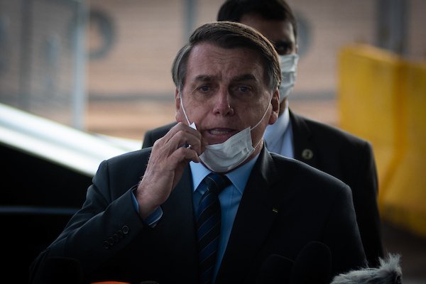 Presidente Jair Bolsonaro exonera ministros