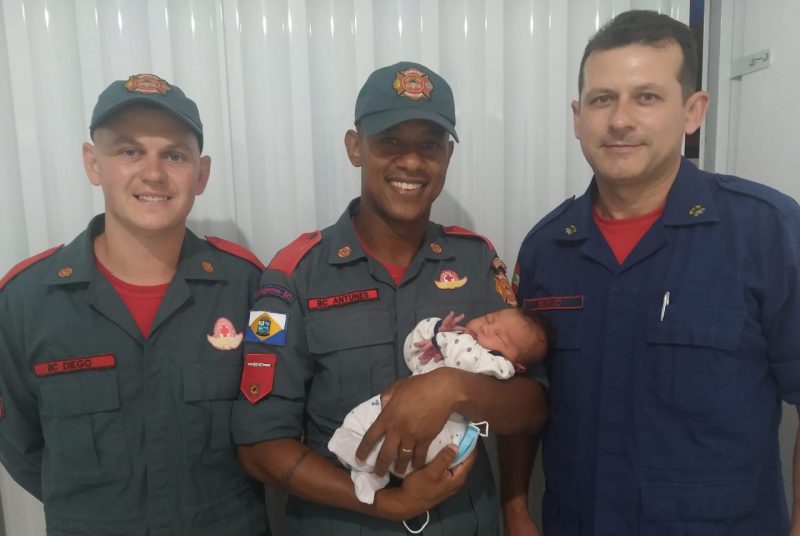 Beb&ecirc; com apenas dois dias de vida engasgou durante a amamenta&ccedil;&atilde;o – Foto: Corpo de Bombeiros de Navegantes/ND