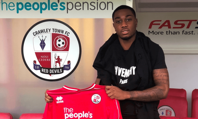 Aos 23 anos, Denzeil Boadu tem passagem por grandes clubes europeus – Foto: Divulga&ccedil;&atilde;o