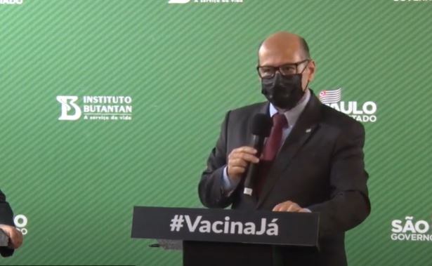 Dimas Covas, diretor do Instituto Butantan, em coletiva nesta ter&ccedil;a-feira (12) – Foto: Reprodu&ccedil;&atilde;o/Governo de S&atilde;o Paulo